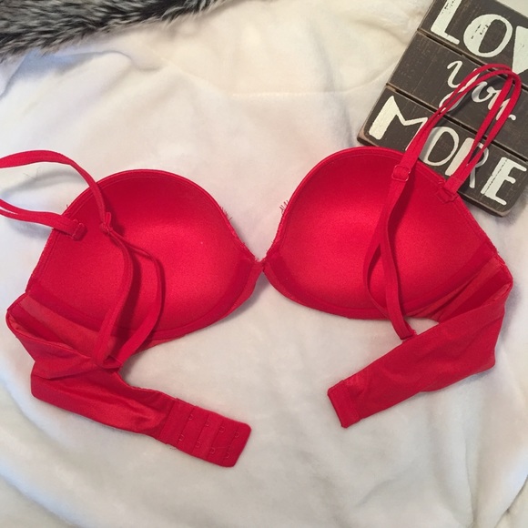 Victoria’s Secret Very Sexy multiway 34C red bra - Picture 3 of 6